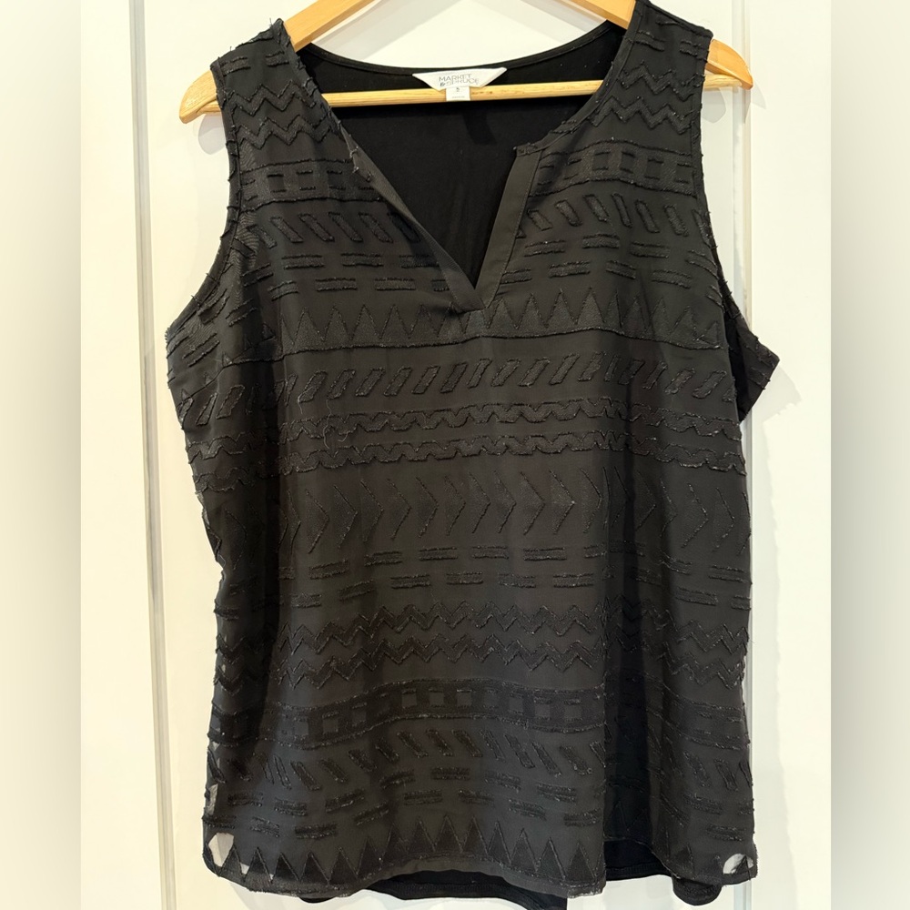 Market & Spruce Black Sleeveless Top